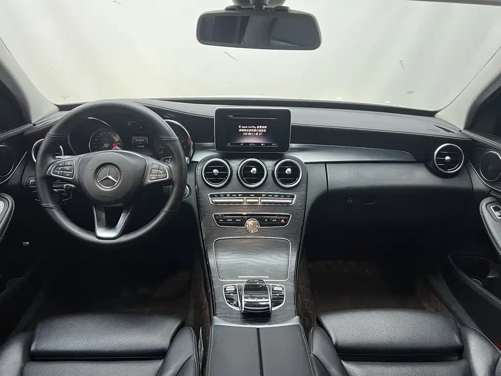Mercedes-Benz C-Class 2018 — фото 17