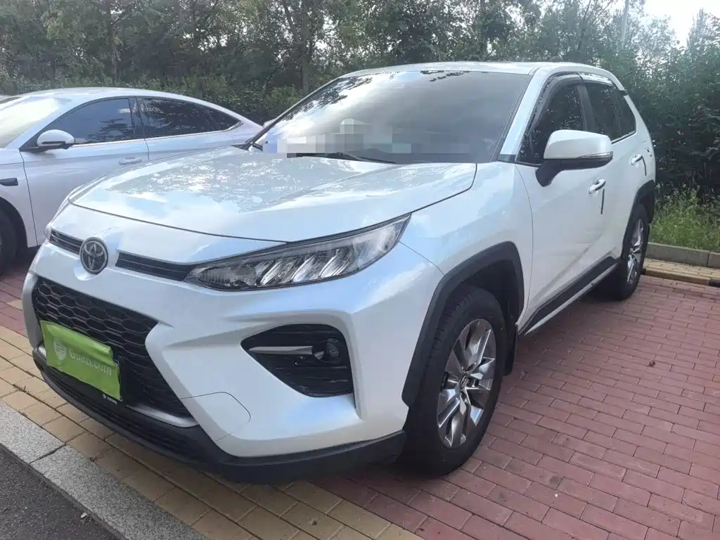 Toyota Wildlander 2021 — фото 1