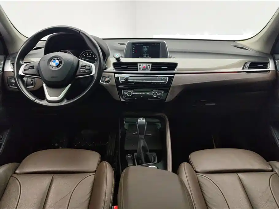 BMW X1 2019 — фото 12