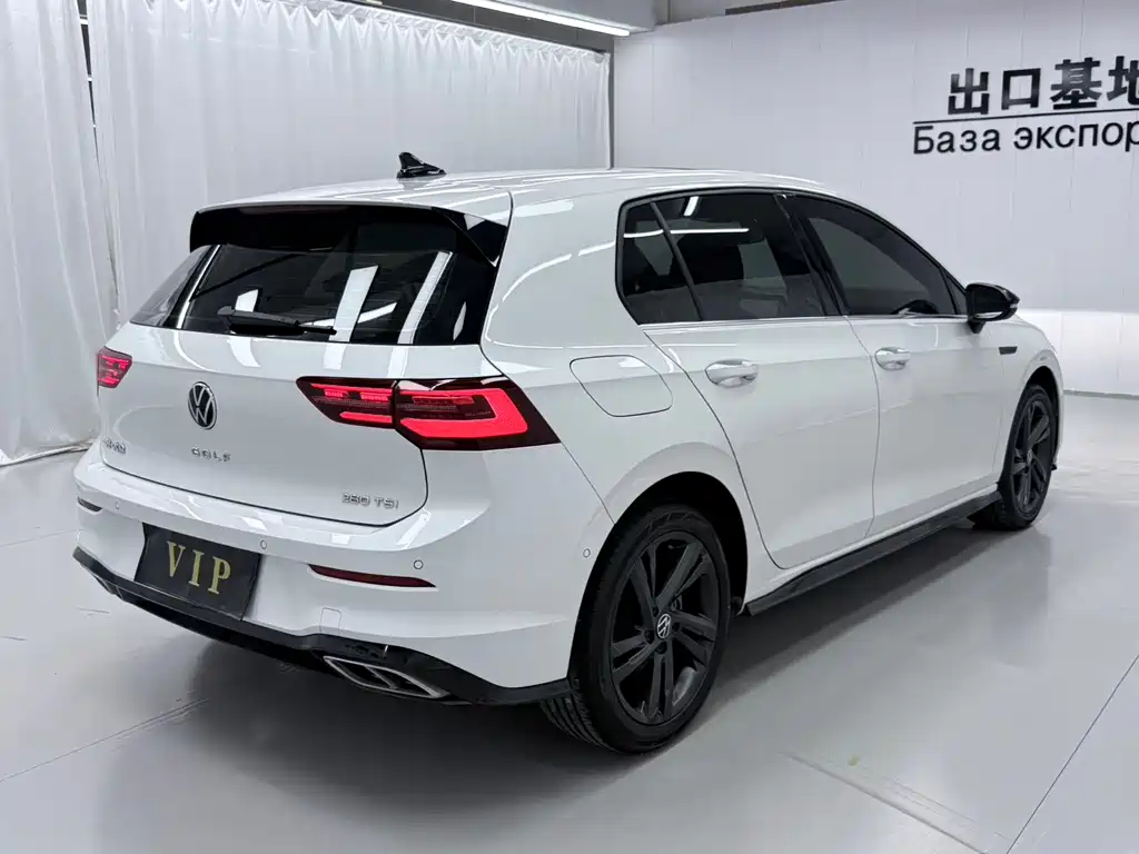 Volkswagen Golf 2022