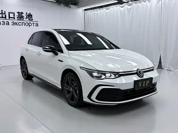 Volkswagen Golf 2022