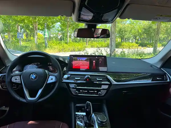 BMW 5 Series 2023