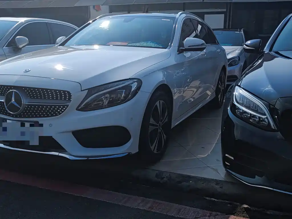 Mercedes-Benz C-Class 2018