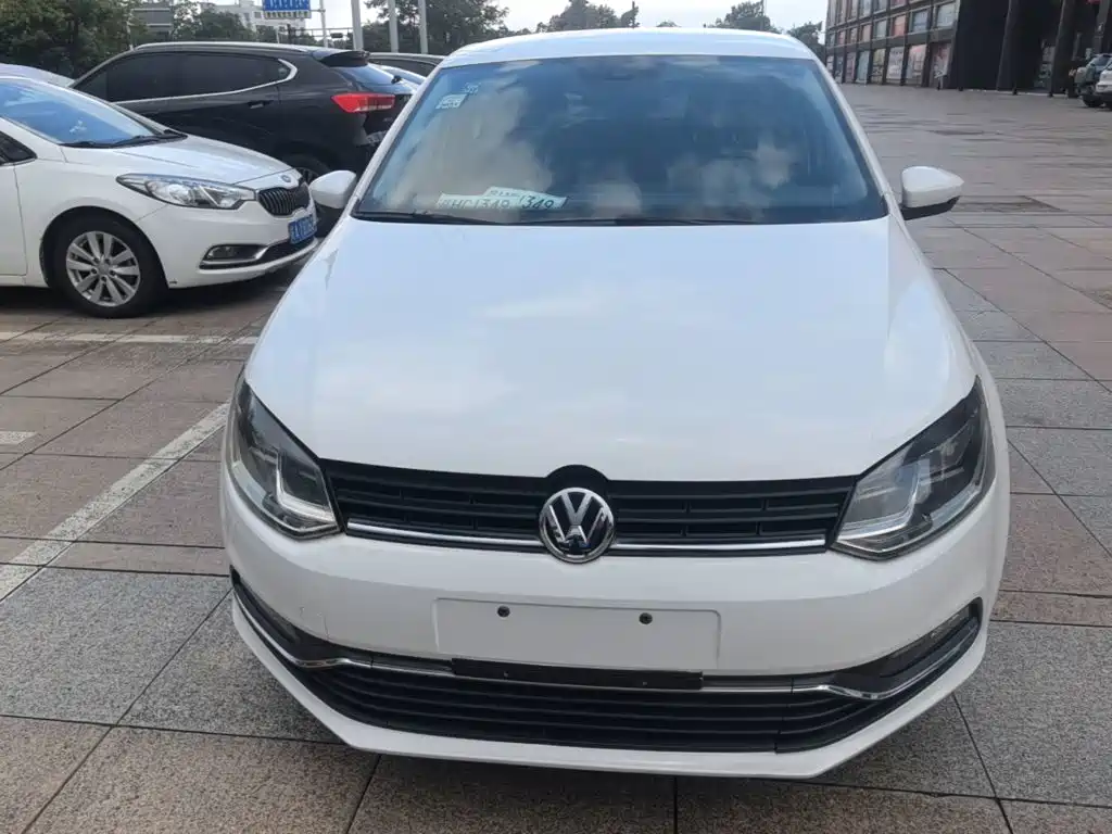Volkswagen Polo 2015