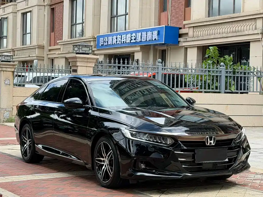 Honda Accord 2023