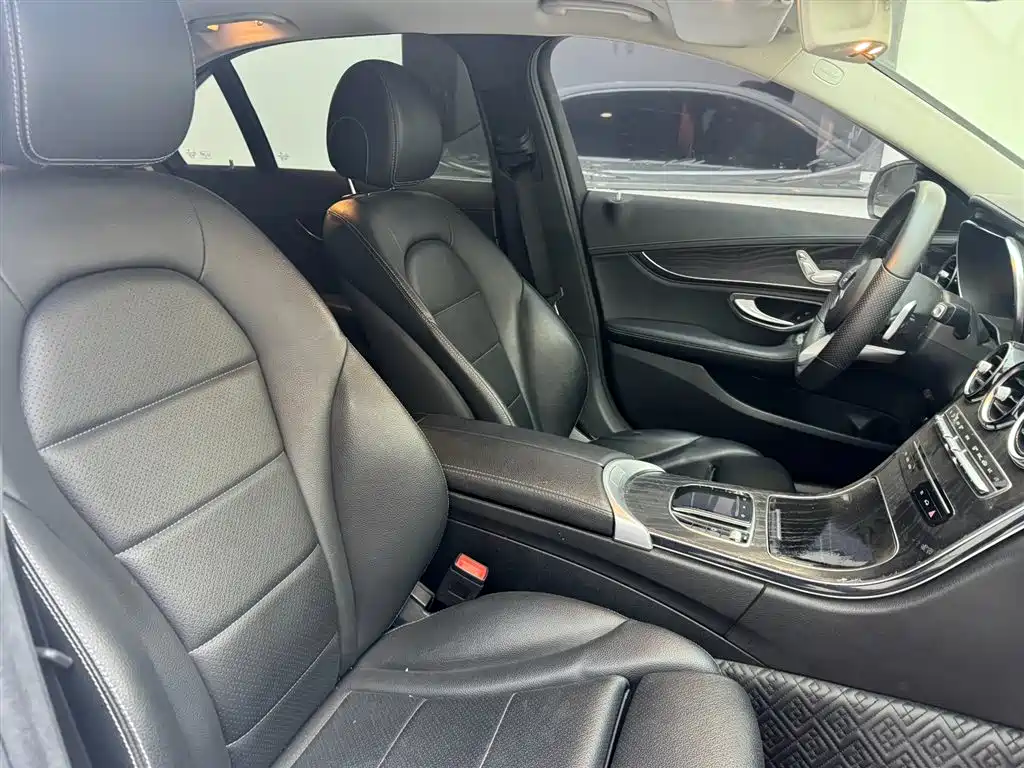 Mercedes-Benz C-Class 2020 — фото 21