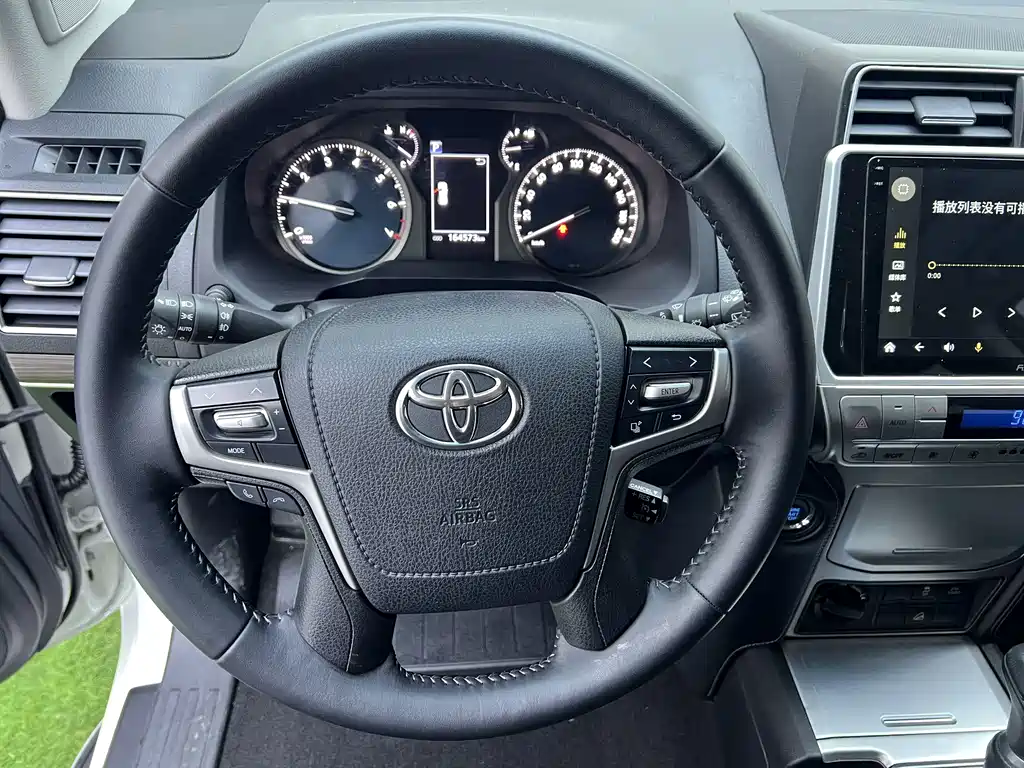 Toyota Prado 2019 — фото 12