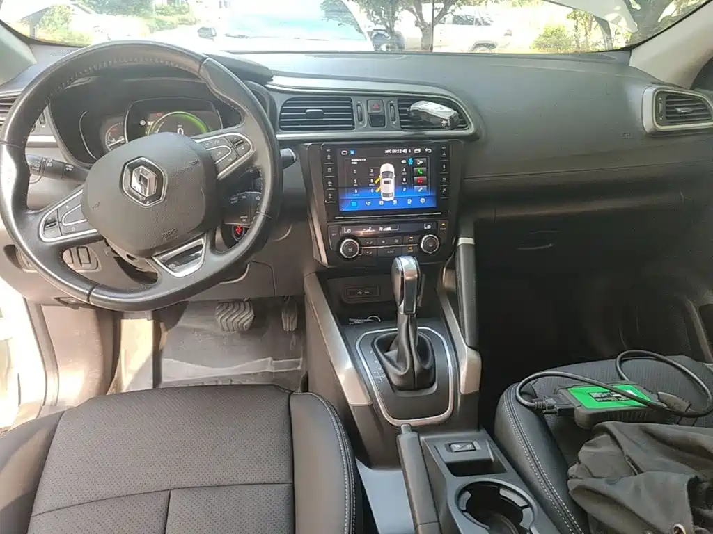 Renault Kadjar 2016 — фото 10