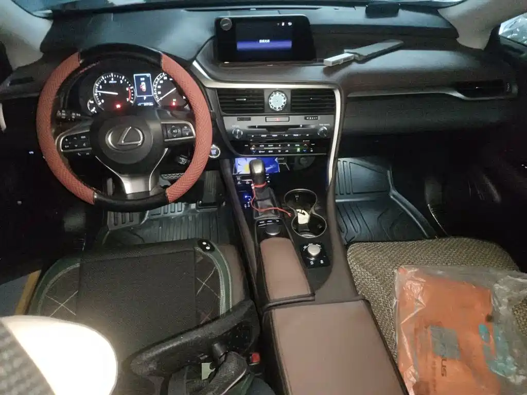 Lexus RX 2019