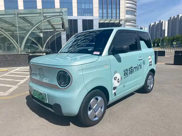 Geely Galaxy Panda 2023