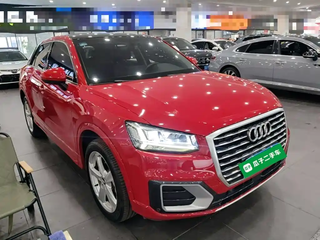 Audi Q2L 2019 — фото 4