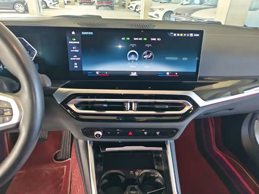 BMW i3 2023 — фото 13