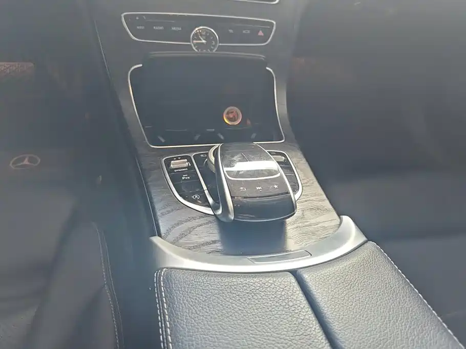 Mercedes-Benz C-Class 2018 — фото 16