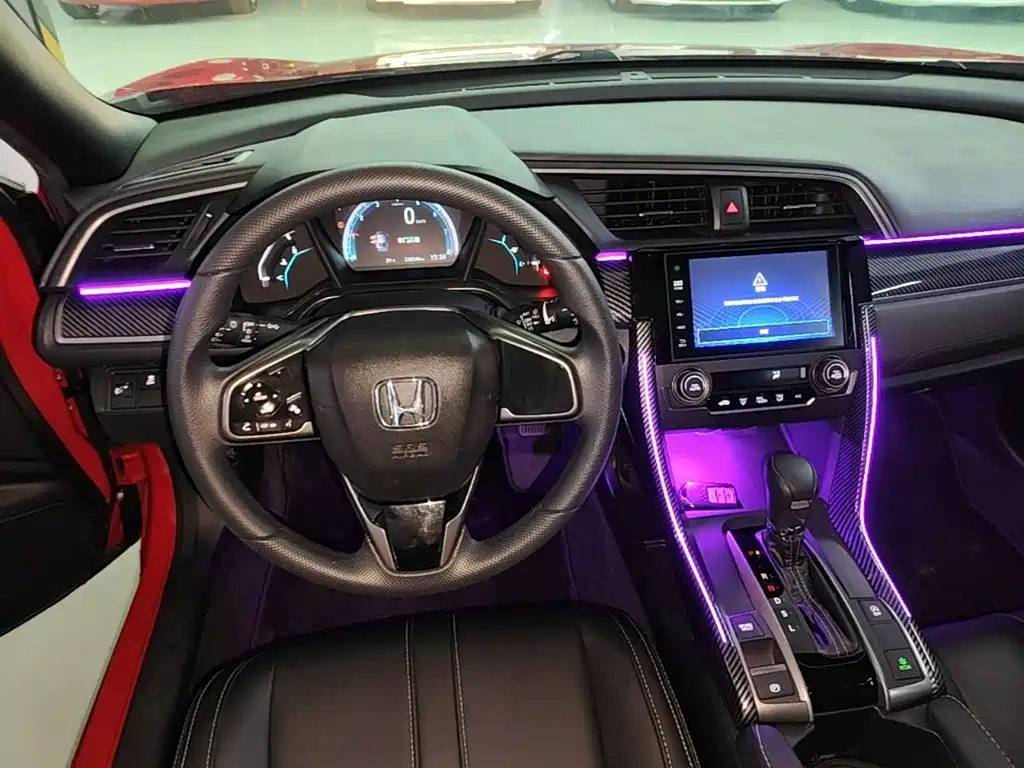 Honda Civic 2022 — фото 11