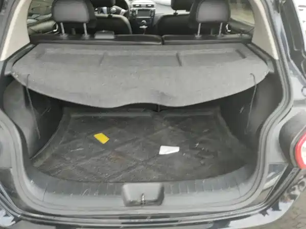 Nissan Tiida 2012