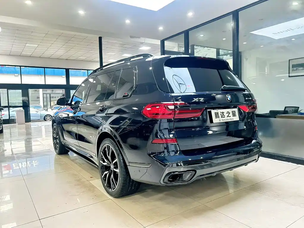 BMW X7 2019 — фото 6