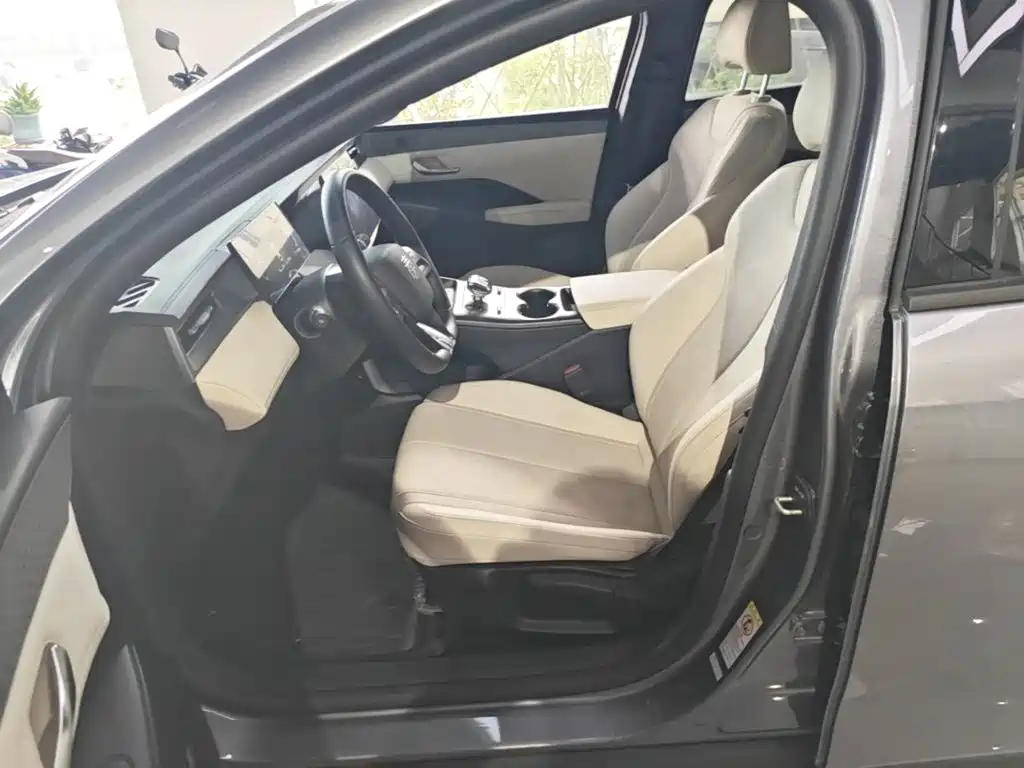 BYD Qin PLUS 2025 — фото 15