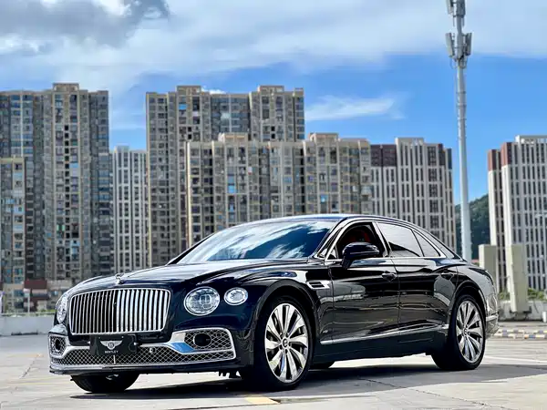 Bentley Flying Spur 2022