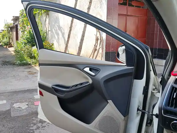 Ford Focus 2014