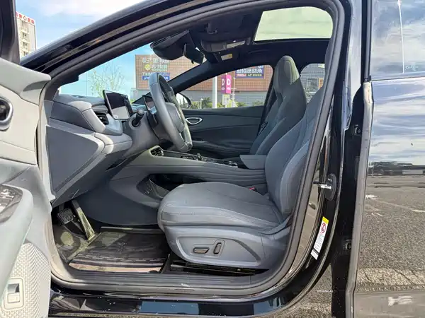 BYD Seal 06GT 2025