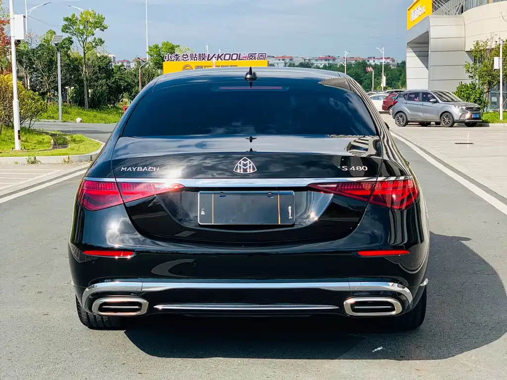 Mercedes-Benz Maybach S-Class 2023