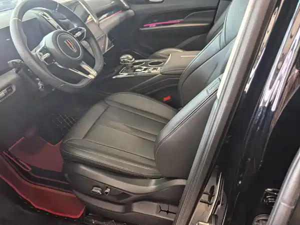 Hongqi HS3 2024