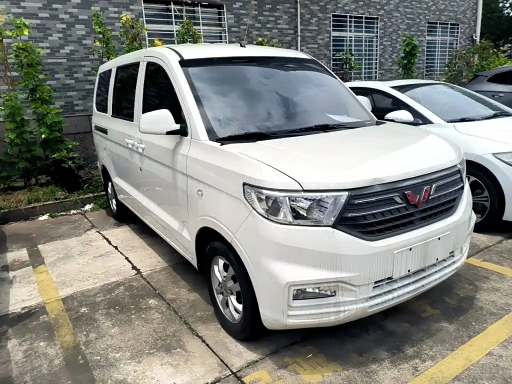 Wuling Hongguang V 2023