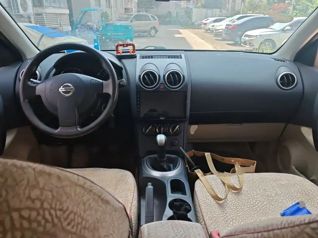 Nissan Qashqai 2015