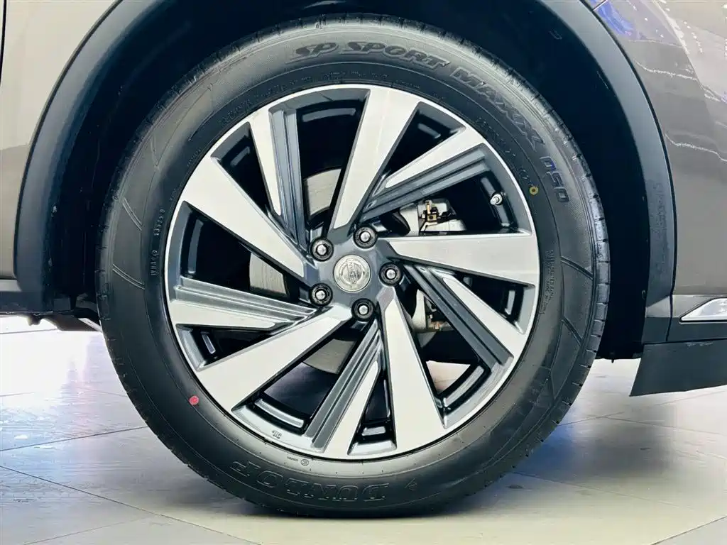 Nissan Murano 2018 — фото 10