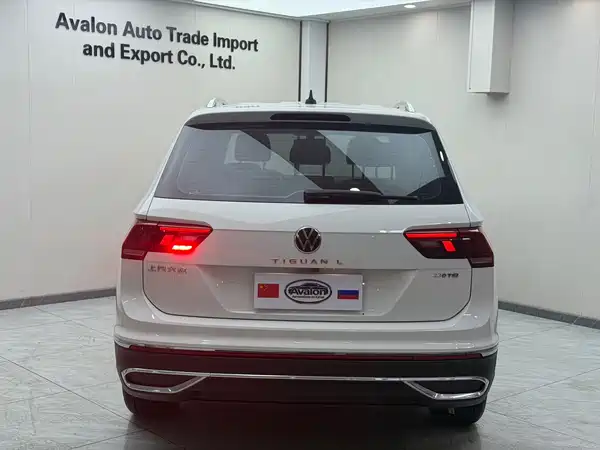Volkswagen Tiguan L 2023