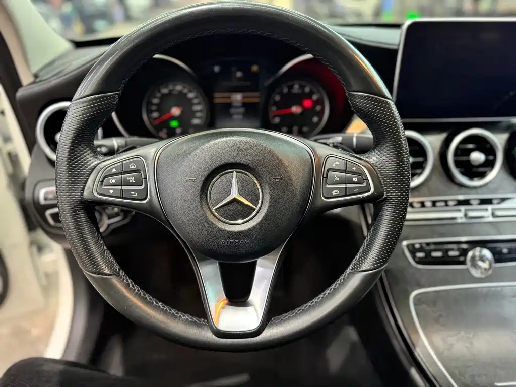 Mercedes-Benz C-Class 2016 — фото 20