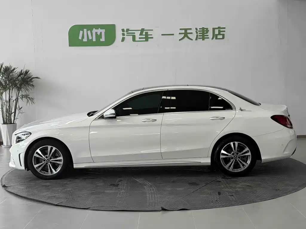 Mercedes-Benz C-Class 2020 — фото 8