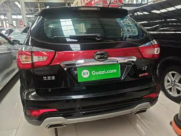 BYD S7 2015