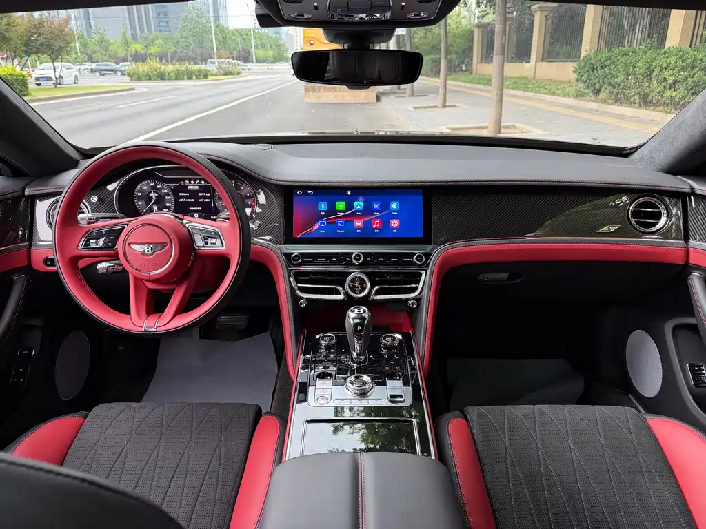 Bentley Flying Spur 2024