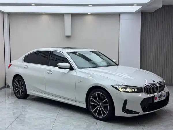 BMW 3 Series 2023