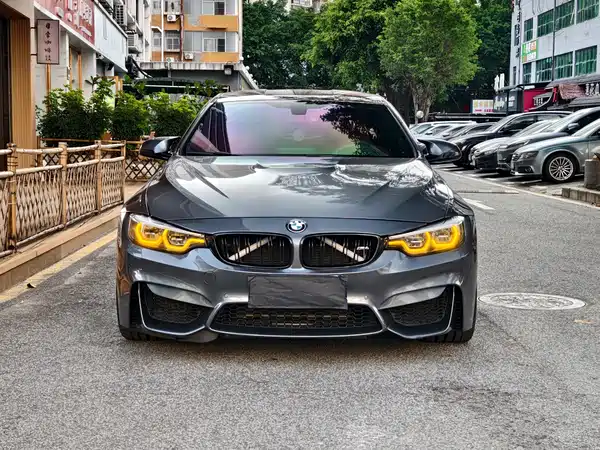 BMW M4 2016