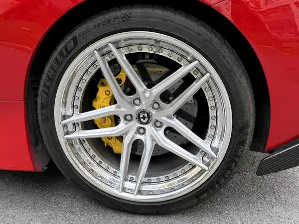 Ferrari 488 2016