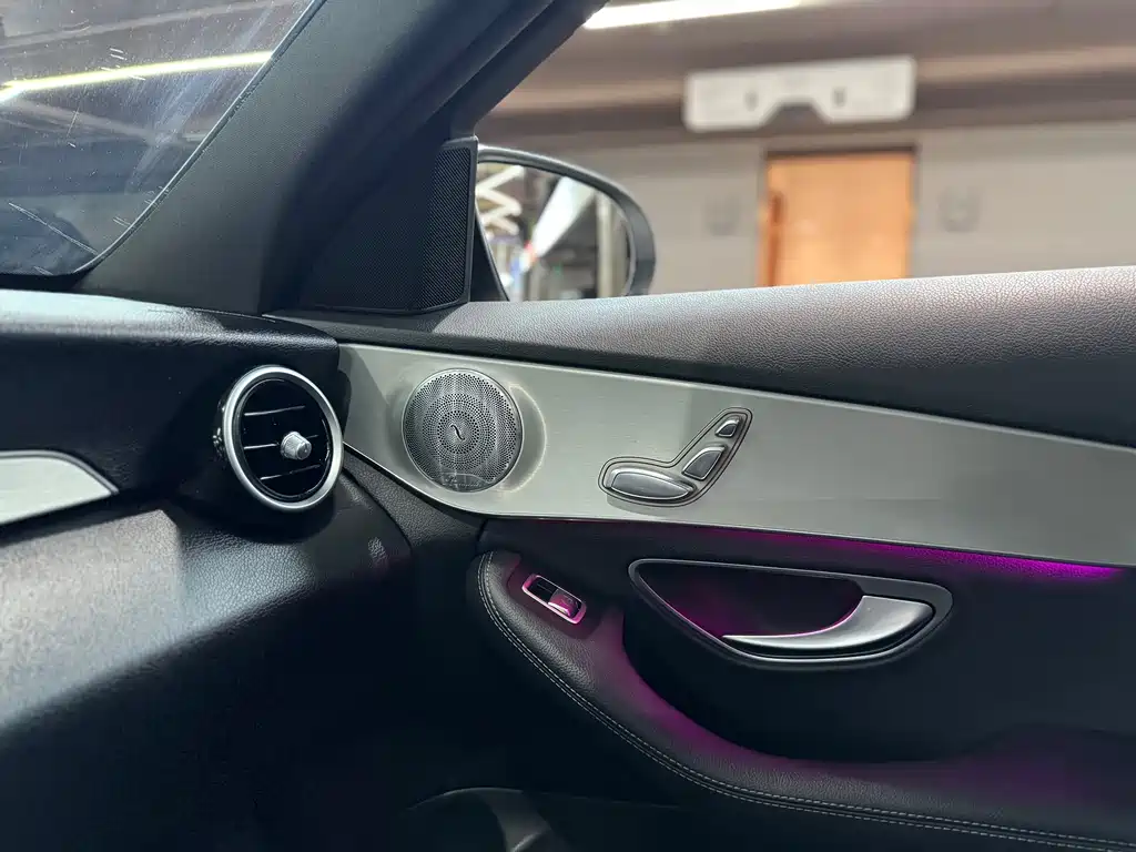 Mercedes-Benz C-Class 2021 — фото 15