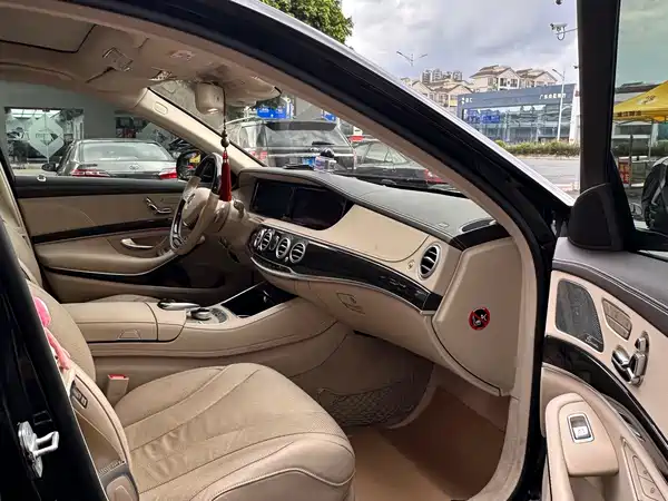 Mercedes-Benz S-Class 2015
