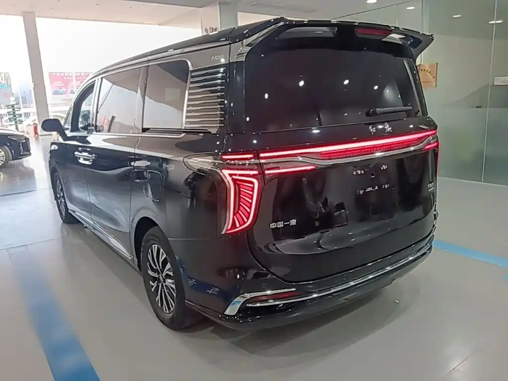 Hongqi HQ9 PHEV 2024 — фото 5