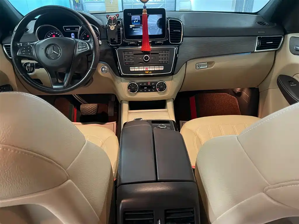 Mercedes-Benz GLE 2018 — фото 13