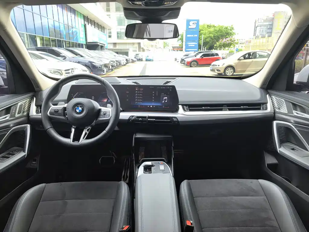 BMW X1 2024 — фото 17