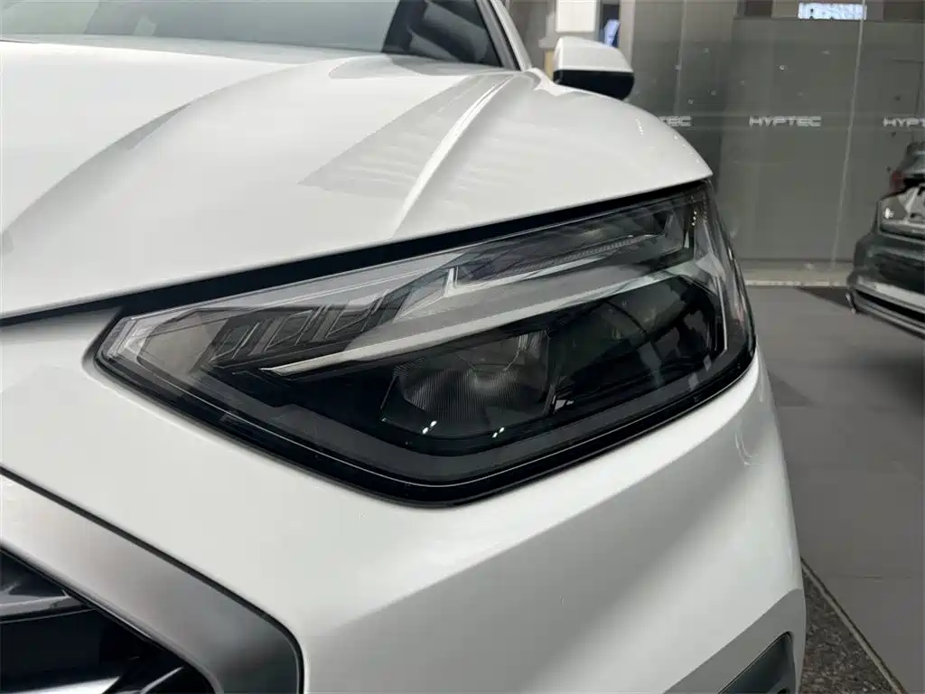 Audi Q5L Sportback 2021 — фото 12