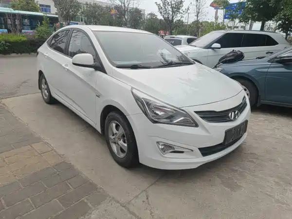 Hyundai Accent 2016