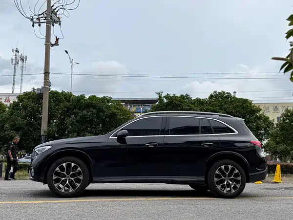 Mercedes-Benz GLC 2024