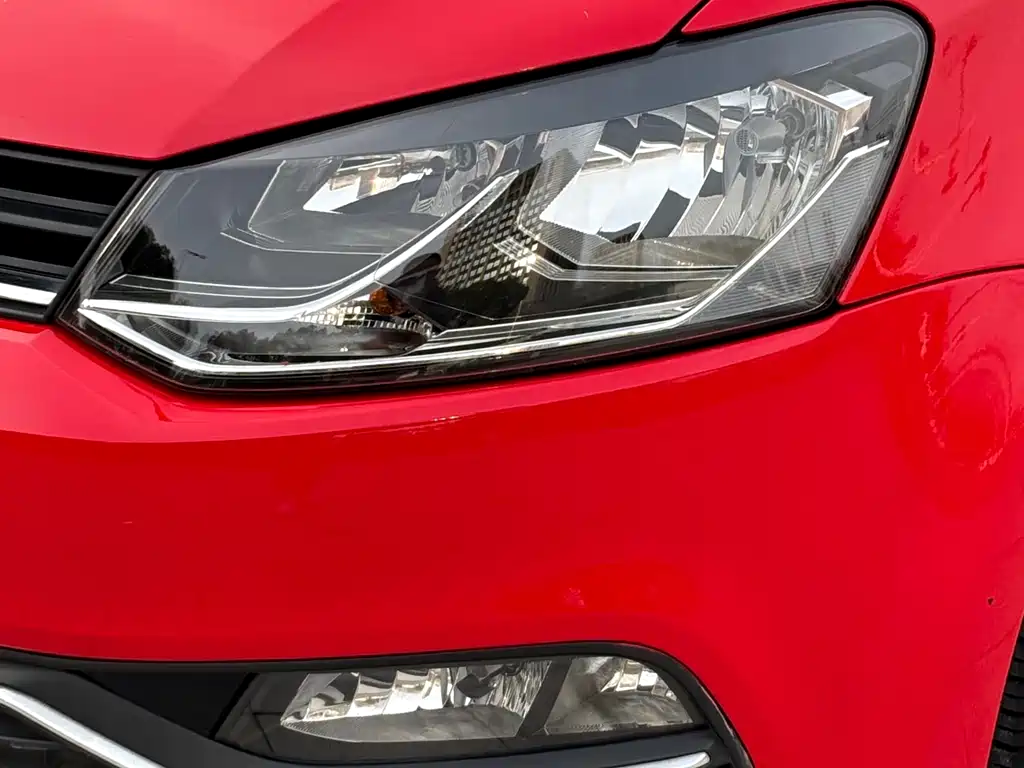 Volkswagen Polo 2017 — фото 8