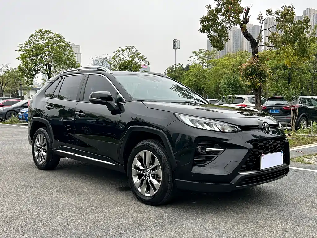Toyota Wildlander 2022 — фото 3