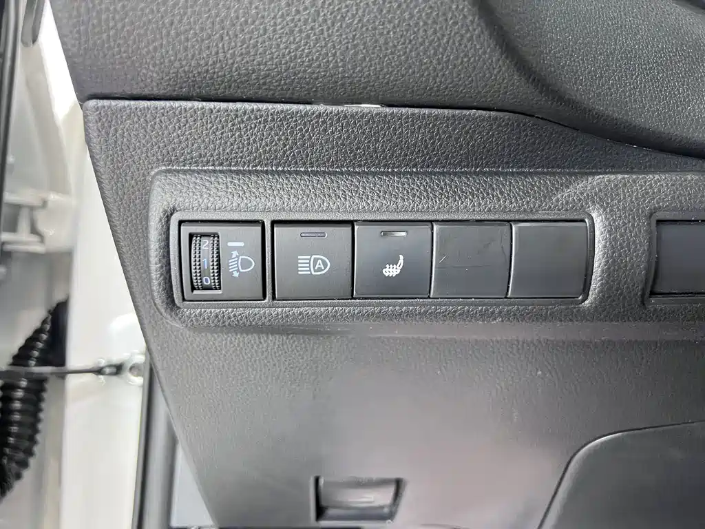 Toyota Corolla 2022 — фото 10