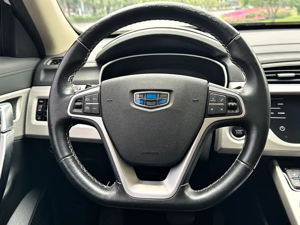 Geely Boyue 2018 — фото 16
