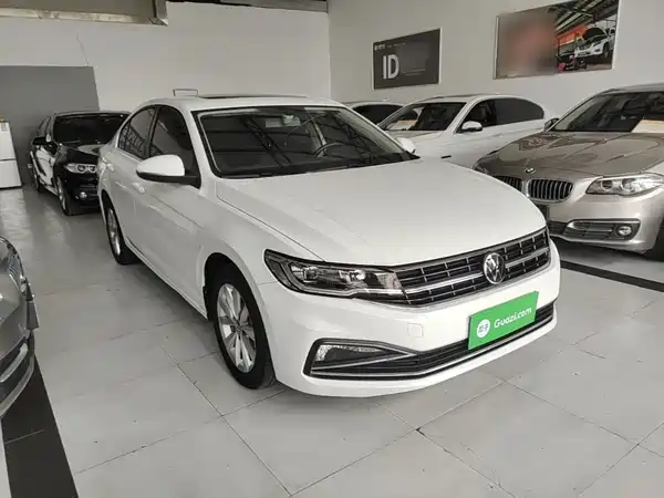 Volkswagen Bora 2022